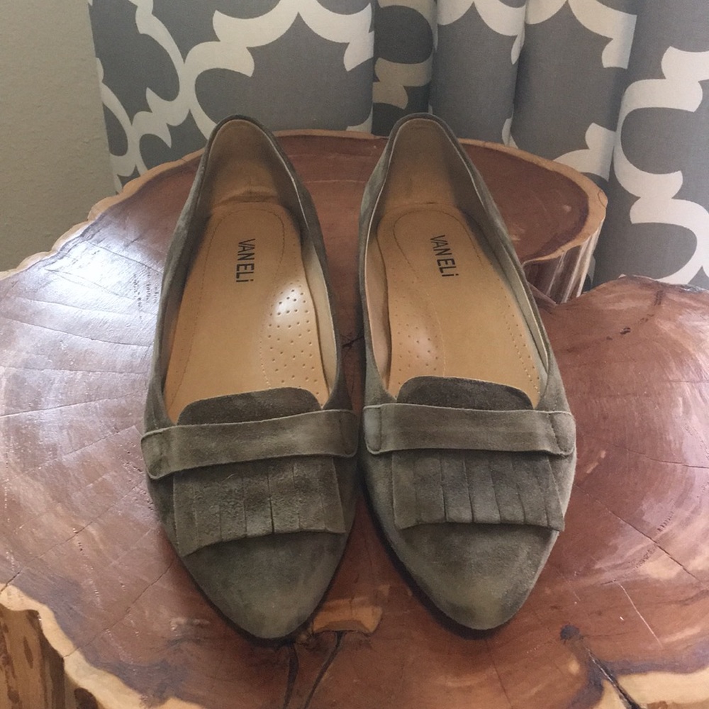 VanEli flats size 10